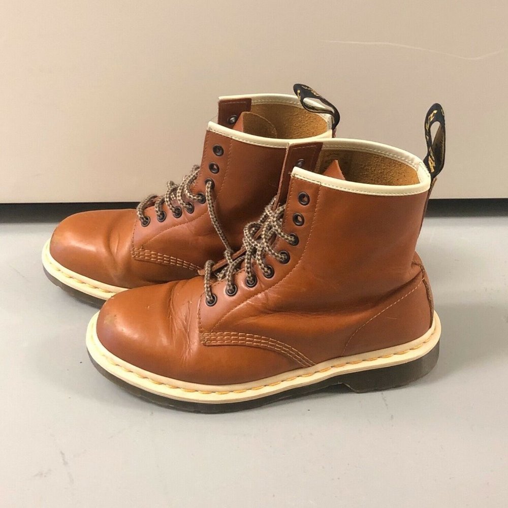 Doc Marten 1460 Boots size 9
